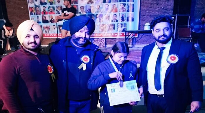 ਜਲੰਧਰ ਦੀ 6ਵੀਂ ਜਮਾਤ ਦੀ ਵਿਦਿਆਰਥਣ ਨੇ ਮਾਪਿਆਂ ਦਾ ਚਮਕਾਇਆ ਨਾਂ, ਨੈਸ਼ਨਲ ਪੱਧਰ ‘ਤੇ ਹੋਏ ਮੁਕਾਬਲੇ ‘ਚ ਸੋਨੇ ਦਾ ਤਮਗਾ ਕੀਤਾ ਹਾਸਲ