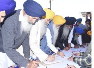 ਬੰਦੀ ਸਿੱਖਾਂ ਦੀ ਰਿਹਾਈ ਲਈ SGPC ਵਲੋਂ ਦਸਤਖਤੀ ਮੁਹਿੰਮ ਸ਼ੁਰੂ, 1 ਲੱਖ ਤੋਂ ਵਧ ਭਰੇ ਜਾਣਗੇ ਫਾਰਮ