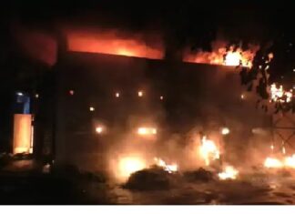 ਲੁਧਿਆਣਾ : ਗੋਦਾਮ ‘ਚ ਲੱਗੀ ਭਿਆਨਕ ਅੱਗ, ਲੱਖਾਂ ਦਾ ਸਾਮਾਨ ਸੜ ਕੇ ਸੁਆਹ