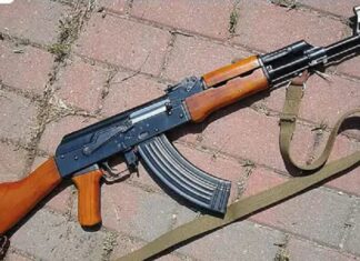 ਬਟਾਲਾ ‘ਚ ਇਕ ਘਰ ‘ਚੋਂ AK 56 ਰਾਈਫਲ ਚੋਰ ਦੀ ਨਿਸ਼ਾਨਦੇਰੀ ‘ਤੇ ਬਰਾਮਦ, ਜਾਂਚ ‘ਚ ਸਾਬਕਾ ਇੰਸਪੈਕਟਰ ਦਾ ਨਾਂ ਆਇਆ ਸਾਹਮਣੇ