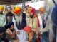 ਬੰਦੀ ਸਿੰਘਾਂ ਦੀ ਰਿਹਾਈ ਲਈ ਚਲਾਈ ਦਸਤਖ਼ਤੀ ਮੁਹਿੰਮ ‘ਚ ਲਾੜੇ ਤੇ ਸਰਵਾਲੇ ਨੇ ਵੀ ਲਿਆ ਹਿੱਸਾ