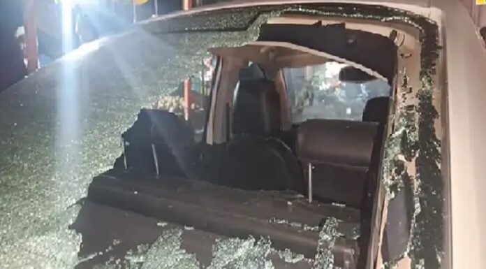 ਲੁਧਿਆਣਾ : ਬਦਮਾਸ਼ਾਂ ਨੇ ਗੱਡੀ ਅੱਗੇ ਖੁਦ ਮੋਟਰਸਾਈਕਲ ਸੁੱਟ ਕੇ ਮੰਗੇ ਪੈਸੇ, ਨਾ ਦੇਣ ‘ਤੇ ਚਾਲਕ ਦੀ ਕੀਤੀ ਕੁੱਟਮਾਰ, ਤੋੜੀ ਗੱਡੀ