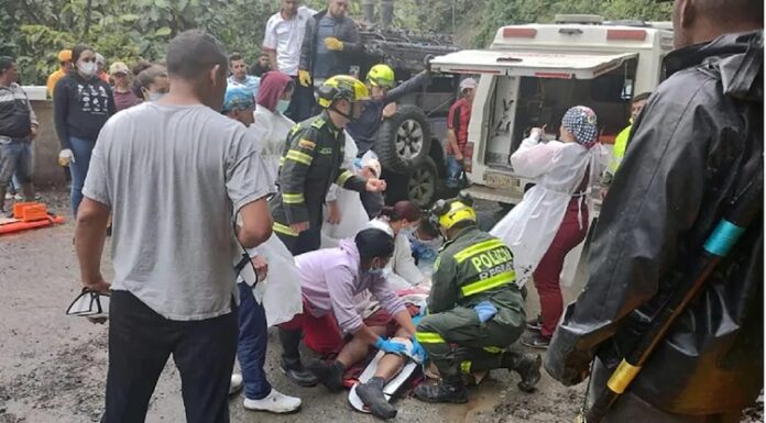 ਮਲਬੇ ‘ਚ ਦੱਬੀ ਬੱਸ, ਜ਼ਿੰਦਾ ਦਫਨ ਹੋ ਗਏ 33 ਲੋਕ, ਮਰਨ ਵਾਲਿਆਂ ‘ਚ 3 ਛੋਟੇ ਬੱਚੇ ਵੀ