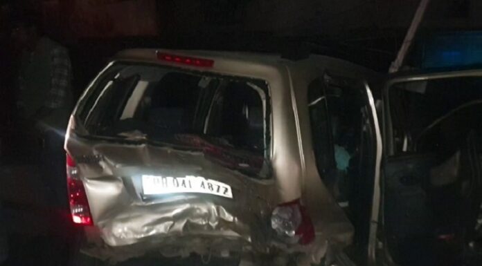 ਸੜਕ ਕਿਨਾਰੇ ਖੜੀ ਕਾਰ ਨੂੰ ਪਿੱਛਿਓਂ ਤੇਜ਼ ਰਫ਼ਤਾਰ ਕਾਰ ਨੇ ਮਾਰੀ ਟੱਕਰ, ਮਹਿਲਾ ਦੀ ਦਰਦਨਾਕ ਮੌਤ, ਤਿੰਨ ਜ਼ਖਮੀ