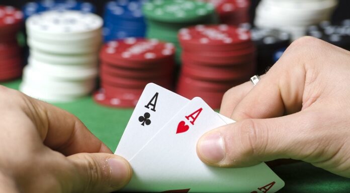 ਅਜੀਬੋ ਗਰੀਬ ਮਾਮਲਾ : ਜੂਏ ‘ਚ ਆਪਣੇ ਆਪ ਨੂੰ ਹਾਰ ਬੈਠੀ ਮਹਿਲਾ, ਹੁਣ ਪਤੀ ਕੱਢ ਰਿਹਾ ਲੋਕਾਂ ਦੇ ਤਰਲੇ