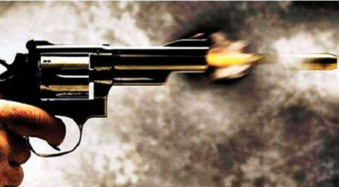 ਬ੍ਰੇਕਿੰਗ : ਖੰਨਾ ‘ਚ ਕਿਸਾਨ ਨੇ ਲਾਇਸੈਂਸੀ ਪਿਸਤੌਲ ਨਾਲ ਖੁਦ ਨੂੰ ਮਾਰੀ ਗੋਲੀ