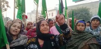 ਜਲੰਧਰ : ਮਾਡਲ ਟਾਊਨ ‘ਚ ਨਾਜਾਇਜ਼ ਕਬਜ਼ੇ ਹਟਾਉਣ ਗਈ ਪੁਲਿਸ ਤੇ ਟਰੱਸਟ ਦਾ ਭਾਰੀ ਵਿਰੋਧ, ਸਾਰਾ ਇਲਾਕਾ ਪੁਲਿਸ ਛਾਉਣੀ ‘ਚ ਤਬਦੀਲ