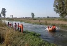 ਕਪੂਰਥਲਾ : ਪੈਰ ਤਿਲਕਣ ਨਾਲ ਪਵਿੱਤਰ ਕਾਲੀ ਵੇਈਂ ‘ਚ ਰੁੜ੍ਹਿਆ ਨੌਜਵਾਨ