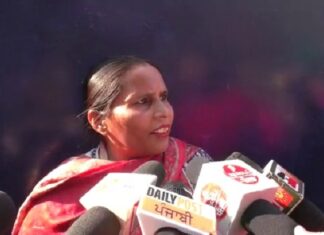 ਲੁਧਿਆਣਾ : ਕੋਰਟ ਮੈਰਿਜ ਕਰਵਾਉਣ ਆਏ ਵਿਅਕਤੀ ਦਾ ਪਹਿਲੀ ਪਤਨੀ ਨੇ ਚਾੜਿਆ ਕੁਟਾਪਾ, ਜਾਣੋ ਕੀ ਹੈ ਮਾਮਲਾ