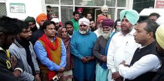 ਮਾਨਸਾ ‘ਚ ਡਾਕਟਰ ਦੀ ਵੱਡੀ ਲਾਪ੍ਰਵਾਹੀ : ਫਿਲਮ ਥ੍ਰੀ ਇਡੀਅਟਸ ਵਾਂਗ ਵੀਡੀਓ ਕਾਲ ‘ਤੇ ਕਰਵਾਈ ਡਲਿਵਰੀ, ਮਾਂ-ਬੱਚੇ ਦੀ ਮੌਤ, ਹਸਪਤਾਲ ‘ਚ ਹੰਗਾਮਾ