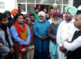 ਮਾਨਸਾ ‘ਚ ਡਾਕਟਰ ਦੀ ਵੱਡੀ ਲਾਪ੍ਰਵਾਹੀ : ਫਿਲਮ ਥ੍ਰੀ ਇਡੀਅਟਸ ਵਾਂਗ ਵੀਡੀਓ ਕਾਲ ‘ਤੇ ਕਰਵਾਈ ਡਲਿਵਰੀ, ਮਾਂ-ਬੱਚੇ ਦੀ ਮੌਤ, ਹਸਪਤਾਲ ‘ਚ ਹੰਗਾਮਾ