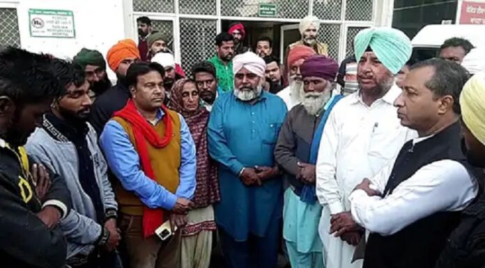 ਮਾਨਸਾ ‘ਚ ਡਾਕਟਰ ਦੀ ਵੱਡੀ ਲਾਪ੍ਰਵਾਹੀ : ਫਿਲਮ ਥ੍ਰੀ ਇਡੀਅਟਸ ਵਾਂਗ ਵੀਡੀਓ ਕਾਲ ‘ਤੇ ਕਰਵਾਈ ਡਲਿਵਰੀ, ਮਾਂ-ਬੱਚੇ ਦੀ ਮੌਤ, ਹਸਪਤਾਲ ‘ਚ ਹੰਗਾਮਾ