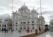 ਗੁਰਦੁਆਰਾ ਸ੍ਰੀ ਨਨਕਾਣਾ ਸਾਹਿਬ ਤੇ ਪੰਜਾ ਸਾਹਿਬ ’ਚ ਹੁਕਮਨਾਮੇ ਦੀ ਲਾਈਵ ਵੀਡੀਓਗ੍ਰਾਫੀ ‘ਤੇ ਪਾਬੰਦੀ ਨਾਲ ਸਿੱਖ ਭਾਈਚਾਰੇ ‘ਚ ਭਾਰੀ ਰੋਸ