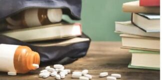 ਚੰਡੀਗੜ੍ਹ ‘ਚ ਸਕੂਲਾਂ ਦੇ ਬਾਹਰ ਵਿਕ ਰਿਹਾ ਨਸ਼ਾ ; ਐਡਵਾਈਜ਼ਰ, ਡੀਜੀਪੀ ਤੇ ਸਿੱਖਿਆ ਸਕੱਤਰ ਨੂੰ ਪੱਤਰ ਲਿਖ ਕੇ ਜਾਂਚ ਦੀ ਕੀਤੀ ਮੰਗ