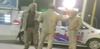 ਜਲੰਧਰ ‘ਚ ਪੁਲਸ ਮੁਲਾਜ਼ਮ ਆਪਸ ‘ਚ ਭਿੜੇ ; ਇਕ-ਦੂਜੇ ਨੂੰ ਕੱਢੀਆਂ ਗਾਲ੍ਹਾਂ, ਵਰ੍ਹਾਏ ਡੰਡੇ