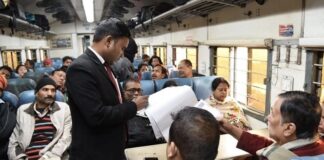 ਖੁਸ਼ਖਬਰੀ : ਆਧਾਰ ਕਾਰਡ ਵਾਲਿਆਂ ਨੂੰ ਟਰੇਨ ‘ਚ ਸਫਰ ਕਰਨ ਲਈ ਮਿਲੇਗੀ ਵੱਡੀ ਸਹੂਲਤ, ਰੇਲਵੇੇ ਨੇ ਕੀਤਾ ਐਲਾਨ