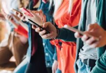 ਸੋਸ਼ਲ ਮੀਡੀਆ ‘ਤੇ ਰੋਜ਼ਾਨਾ 7 ਘੰਟੇ ਬਿਤਾਉਂਦੇ ਨੇ ਭਾਰਤੀ; ਅਮਰੀਕਾ ਤੇ ਚੀਨ ਨੂੰ ਛੱਡਿਆ ਪਿੱਛੇ, ਮਾਨਸਿਕ ਸਿਹਤ ਕਰ ਰਹੇ ਨੇ ਖਰਾਬ