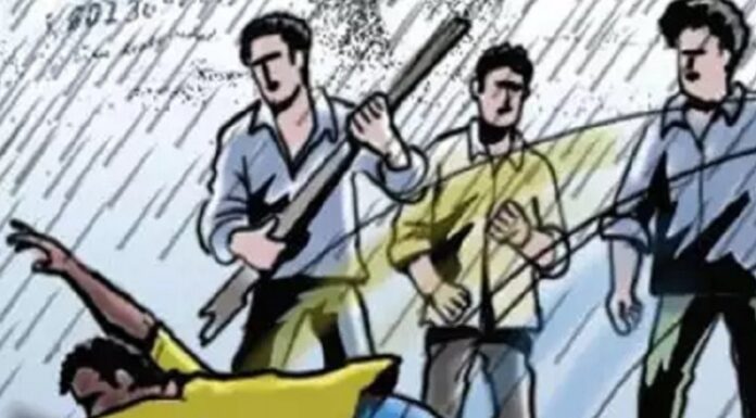 ਕੱਪੜੇ ਖਰੀਦਣ ਆਏ ਨੌਜਵਾਨ ‘ਤੇ ਬਾਈਕ ਸਵਾਰਾਂ ਨੇ ਕੀਤਾ ਤੇਜ਼ਧਾਰ ਹਥਿਆਰਾਂ ਨਾਲ ਹਮਲਾ, ਹਸਪਤਾਲ ਦਾਖਲ