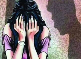 ਜਲੰਧਰ : ਪੁੱਤ ਦੇ ਵਿਦੇਸ਼ ਜਾਣ ‘ਤੇ ਸਹੁਰੇ ਨੇ ਨੂੰਹ ‘ਤੇ ਰੱਖੀ ਮਾੜੀ ਅੱਖ, ਕੀਤੀ ਛੇੜਛਾੜ, ਵਿਰੋਧ ਕਰਨ ‘ਤੇ ਚਾਕੂਆਂ ਨਾਲ ਹਮਲਾ