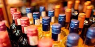 ਨਾਜਾਇਜ਼ ਸ਼ਰਾਬ ਦੇ ਮਾਮਲੇ ‘ਚ ਪੰਜਾਬ ਦੇ ਸ਼ਰਾਬ ਕਾਰੋਬਾਰੀ ਦੇ ਘਰ ਗੁਜਰਾਤ ਪੁਲਿਸ ਦੀ ਰੇਡ