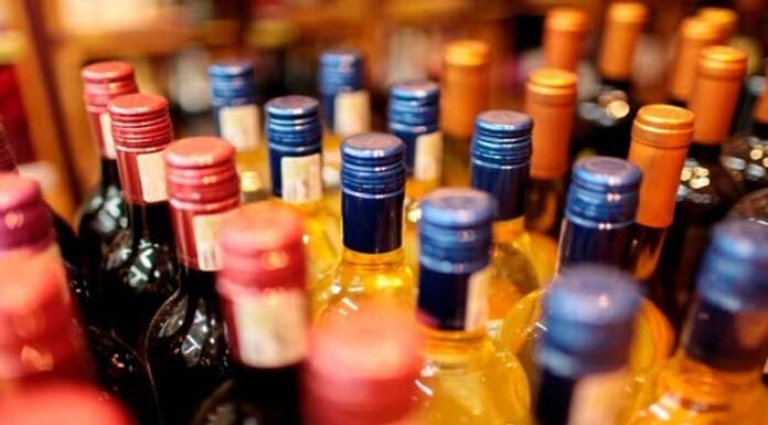 ਨਾਜਾਇਜ਼ ਸ਼ਰਾਬ ਦੇ ਮਾਮਲੇ ‘ਚ ਪੰਜਾਬ ਦੇ ਸ਼ਰਾਬ ਕਾਰੋਬਾਰੀ ਦੇ ਘਰ ਗੁਜਰਾਤ ਪੁਲਿਸ ਦੀ ਰੇਡ