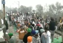 ਪੰਜਾਬ ‘ਚ ਕਿਸਾਨ ਮੁੜ ਪੱਟੜੀ ‘ਤੇ : 12 ਜ਼ਿਲ੍ਹਿਆਂ ‘ਚ 15 ਥਾਵਾਂ ’ਤੇ ਰੇਲਾਂ ਰੋਕੀਆਂ, ਸ਼ਾਮ 4 ਵਜੇ ਤੱਕ ਬੈਠਣਗੇ ਧਰਨੇ ‘ਤੇ