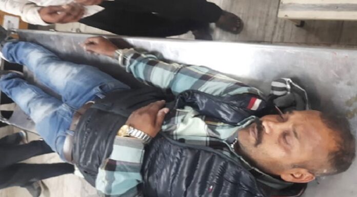 ਸਿਰ ‘ਚ ਨਲਕੇ ਦੀ ਹੱਥੀ ਮਾਰ ਕੇ ਅਣਪਛਾਤਿਆਂ ਨੇ ਲਹੂ-ਲੁਹਾਨ ਕੀਤਾ ਪੈਟਰੋਲ ਪੰਪ ਦਾ ਮੁਲਾਜ਼ਮ, 20 ਹਜ਼ਾਰ ਲੁੱਟੇ