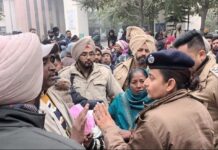 ਲੁਧਿਆਣਾ : ਮੋਰਚਰੀ ‘ਚ ਰੱਖੀ ਨੌਜਵਾਨ ਦੀ ਲਾਸ਼ ਬਦਲੀ, ਮ੍ਰਿਤਕ ਦੇ ਪਰਿਵਾਰਕ ਮੈਂਬਰਾਂ ਨੇ ਹਸਪਤਾਲ ‘ਚ ਕੀਤੀ ਭੰਨਤੋੜ