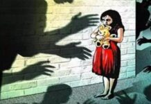 ਮੋਗਾ : ਨਾਬਾਲਗਾ ਨਾਲ ਪਿੰਡ ਦੇ ਹੀ ਦੋ ਮੁੰਡਿਆਂ ਵਲੋਂ ਜਬਰ-ਜਨਾਹ, ਪੀੜਤ ਪਰਿਵਾਰ ਦਾ ਦੋਸ਼- ਪੁਲਿਸ ਨਹੀਂ ਕਰ ਰਹੀ ਕੋਈ ਸੁਣਵਾਈ