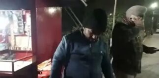 ਜਲੰਧਰ ‘ਚ ਦੋ ਥਾਵਾਂ ‘ਤੇ ਚੱਲੀਆਂ ਗੋਲੀਆਂ : ਬਸਤੀ ਬਾਵਾ ਖੇਲ ‘ਚ ਕੁੱਤੇ ਨੂੰ ਲੈ ਕੇ ਫਾਇਰਿੰਗ, ਕਪੂਰਥਲਾ ਚੌਕ ਨੇੜੇ ਲੁਟੇਰਿਆਂ ਨੇ ਹਵਾ ‘ਚ ਗੋਲੀਆਂ ਚਲਾ ਕੇ ਲੁੱਟਿਆ