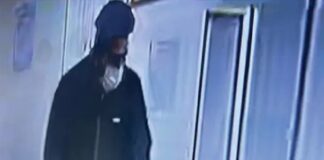 ਜਲੰਧਰ ਦੇ ਕੋਟਕ ਮਹਿੰਦਰਾ ਬੈਂਕ ‘ਚ ਫਿਲਮੀ ਸਟਾਈਲ ‘ਚ ਡਕੈਤੀ, ਹਥਿਆਰਾਂ ਦੀ ਨੋਕ ‘ਤੇ ਲੁੱਟੇ 9 ਲੱਖ