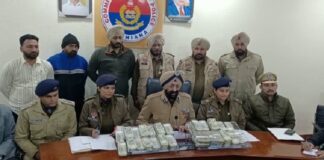 ਲੁਧਿਆਣਾ ਪੁਲਿਸ ਨੂੰ ਮਿਲੀ ਵੱਡੀ ਸਫਲਤਾ : ਗੱਡੀਆਂ ਦੇ ਸ਼ੀਸ਼ੇ ਤੋੜ ਕੇ ਨਕਦੀ ਚੋਰੀ ਕਰਨ ਵਾਲਾ ਗਿਰੋਹ ਕੀਤਾ ਗ੍ਰਿਫਤਾਰ, 46 ਲੱਖ ਕੀਤੇ ਬਰਾਮਦ