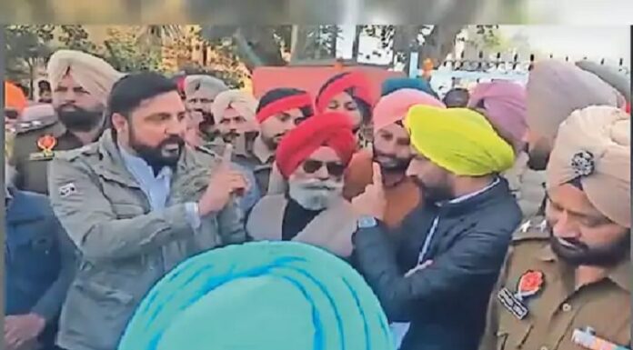 ‘ਆਪ’ ਵਿਧਾਇਕ ਉਗੋਕੇ ਨੇ ਕਾਂਗਰਸੀ ਆਗੂ ਨੂੰ ਦਿੱਤੀ ਥਪੜ ਮਾਰ ਕੇ ਅੰਦਰ ਕਰਨ ਦੀ ਧਮਕੀ, ਵੀਡੀਓ ਵਾਇਰਲ