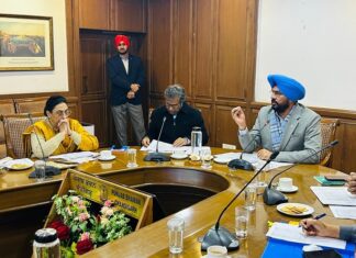 ਵੱਡੀ ਖਬਰ : NRI ਪੰਜਾਬੀਆਂ ਦੀਆਂ ਸ਼ਿਕਾਇਤਾਂ ਦਾ ਹੋਵੇਗਾ ਜਲਦੀ ਹੱਲ, ਪੰਜਾਬ ਸਰਕਾਰ ਕਰਨ ਜਾ ਰਹੀ ਹੈ ਇਹ ਕੰਮ