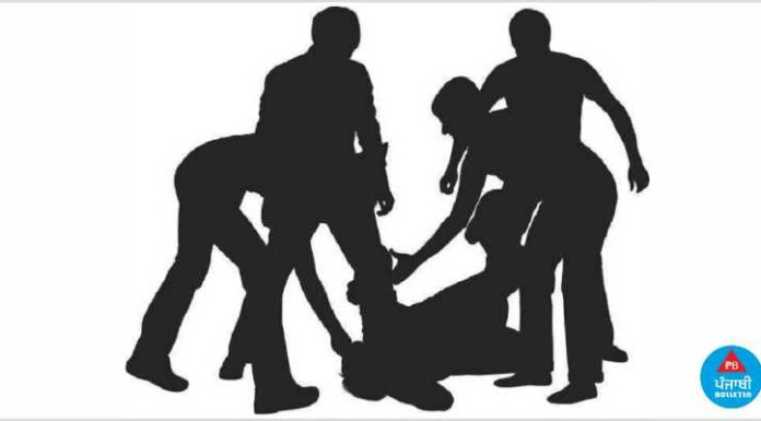 ਲੁਧਿਆਣਾ : ਐਕਟਿਵਾ ਨਾਲ ਮੋਟਰਸਾਈਕਲ ਦੀ ਟੱਕਰ ਹੋਣ ‘ਤੇ ਔਰਤ ਨੇ ਰੋਡ ‘ਤੇ ਕੁੱਟਿਆ ਮੋਟਰਸਾਈਕਲ ਸਵਾਰ, ਹੋਇਆ ਹੰਗਾਮਾ