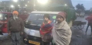 ਲੁਧਿਆਣਾ : ਪੁਲਿਸ ਦੀ ਵਰਦੀ ‘ਚ ਲੁਟੇਰਿਆਂ ਨੇ ਸਬਜ਼ੀ ਵਿਕਰੇਤਾਵਾਂ ਤੋਂ ਲੁੱਟੇ ਹਜ਼ਾਰਾਂ ਰੁਪਏ, ਥੱਪੜ ਵੀ ਮਾਰੇ