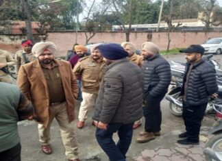 2 ਸਾਲ ਦੇ ਬੱਚੇ ਦੀ ਨਿੱਜੀ ਹਸਪਤਾਲ ‘ਚ ਮੌਤ, ਹੰਗਾਮਾ, ਪਰਿਵਾਰ ਬੋਲਿਆ – ਅਣਟ੍ਰੇਂਡ ਸਟਾਫ ਵੱਲੋਂ ਲਾਏ ਟੀਕੇ ਨੇ ਲਈ ਜਾਨ