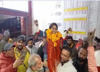 ‘ਸਾਰੇ ਗਾਮਾ ਪਾ’ ‘ਚ ਧੱਕ ਪਾ ਕੇ ਜਲੰਧਰ ਪਹੁੰਚਿਆ 9 ਸਾਲਾ ਹਰਸ਼, ਰੇਲਵੇ ਸਟੇਸ਼ਨ ‘ਤੇ ਹੋਇਆ ਜ਼ੋਰਦਾਰ ਸਵਾਗਤ