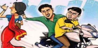 ਲੁਧਿਆਣਾ : ਧੀ ਨੂੰ ਲੋਹੜੀ ਦੇਣ ਜਾ ਰਹੀ ਬਜ਼ੁਰਗ ਮਾਂ ਦੀਆਂ ਵਾਲੀਆਂ ਝਪਟ ਕੇ ਸਨੈਚਰ ਫਰਾਰ