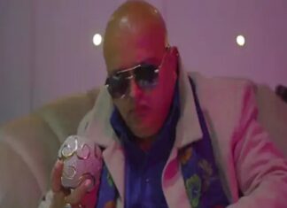 ‘ਐਥੇ ਆ ਐਥੇ ਆ, ਆਹ ਖੜ੍ਹਾ ਮੈਂ ਹੱਥ ਤਾਂ ਲਾ’ ਗੀਤ ਰਾਹੀਂ ਹਿੰਦੂ ਨੇਤਾ ਅਮਿਤ ਅਰੋੜਾ ਨੇ ਗੈਂਗਸਟਰਾਂ ਨੂੰ ਕੀਤਾ ਚੈਲੇਂਜ