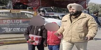 ਜਲੰਧਰ ਤੋਂ ਭੱਜ ਕੇ ਲੁਧਿਆਣਾ ਪਹੁੰਚੀਆਂ 2 ਨਾਬਾਲਗ ਭੈਣਾਂ : ਸ਼ਰਾਬੀ ਮਾਪੇ ਭੀਖ ਮੰਗਣ ਲਈ ਕਰ ਰਹੇ ਸਨ ਮਜਬੂਰ