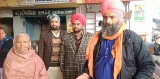 ਗੁਰਸਿੱਖ ਡਰਾਈਵਰ ਨੇ ਸਵਾਰੀ ਦਾ ਮੋੜਿਆ ਬੈਗ, ਕੀਤੀ ਈਮਾਨਦਾਰੀ ਦੀ ਮਿਸਾਲ ਪੇਸ਼, ‘ਚ ਸੀ ਗਹਿਣੇ