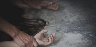 ਨਾਬਾਲਗਾ ਨਾਲ ਛੋਟੀ ਭੈਣ ਸਾਹਮਣੇ ਵਿਅਕਤੀ ਨੇ ਕੀਤਾ ਜਬਰ-ਜ਼ਨਾਹ, ਚਾਕੂ ਗਰਦਨ ‘ਤੇ ਰੱਖ ਕੇ ਦਿੱਤਾ ਵਾਰਦਾਤ ਨੂੰ ਅੰਜਾਮ