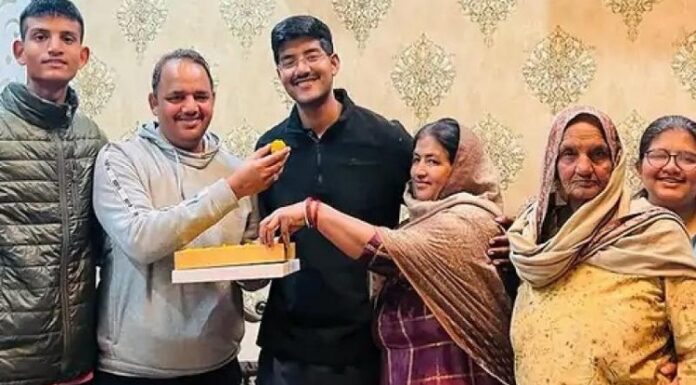 ਨੌਜਵਾਨ ਨੇ ਹਰਿਆਣਾ ਸਿਵਲ ਸੇਵਾਵਾਂ ‘ਚ ਕੀਤਾ ਟਾਪ, ਪਰਿਵਾਰ ਨੂੰ ਵਧਾਈਆਂ ਦੇਣ ਵਾਲਿਆਂ ਦਾ ਲੱਗਾ ਤਾਂਤਾ