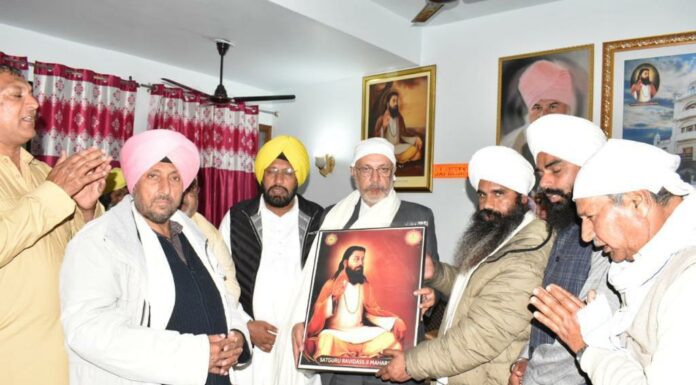 ਪੰਜਾਬ ਦੇ ਸਿਹਤ ਮੰਤਰੀ ਡਾ. ਬਲਬੀਰ ਸਿੰਘ ਡੇਰਾ ਬੱਲਾਂ ਵਿਖੇ ਨਤਮਸਤਕ, ਸੰਗਤਾਂ ਨੂੰ ਸ਼੍ਰੀ ਗੁਰੂ ਰਵਿਦਾਸ ਜੀ ਦੇ ਆਗਮਨ ਪੁਰਬ ਦੀ ਦਿੱਤੀ ਵਧਾਈ