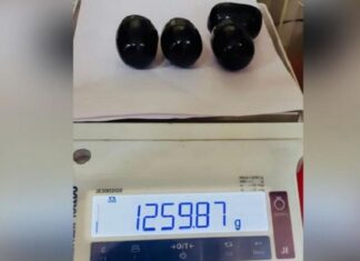 ਦੁਬਈ ਤੋਂ ਆ ਰਿਹਾ ਯਾਤਰੀ 53 ਲੱਖ ਦੇ ਗੋਲਡ ਸਮੇਤ ਕਾਬੂ, ਪੜ੍ਹੋ ਕਿਵੇਂ ਲੁਕੋਏ ਸਨ ਸਰੀਰ ‘ਚ ਕੈਪਸੂਲ