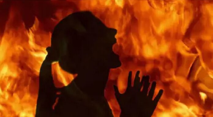 ਲਿਵ-ਇਨ ਰਿਲੇਸ਼ਨਸ਼ਿਪ ਦਾ ਖੌਫਨਾਕ ਅੰਤ ! ਪ੍ਰੇਮੀ ਨੇ ਤੇਲ ਪਾ ਕੇ ਸਾੜੀ ਪ੍ਰੇਮਿਕਾ, ਹੋਈ ਦਰਦਨਾਕ ਮੌਤ