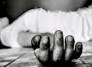 ਪਤੀ ਦੇ ਨਾਜਾਇਜ਼ ਸਬੰਧਾਂ ਤੋਂ ਪ੍ਰੇਸ਼ਾਨ 2 ਬੱਚਿਆਂ ਦੀ ਮਾਂ ਨੇ ਜ਼ਹਿਰ ਪੀ ਕੇ ਦਿੱਤੀ ਜਾਨ