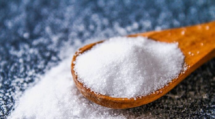 ਸਾਵਧਾਨ : ਨਮਕ ਦਾ ਜ਼ਿਆਦਾ ਇਸਤੇਮਾਲ ਤੁਹਾਨੂੰ ਬਣਾ ਸਕਦਾ ਹੈ ਕਈ ਬੀਮਾਰੀਆਂ ਦਾ ਸ਼ਿਕਾਰ