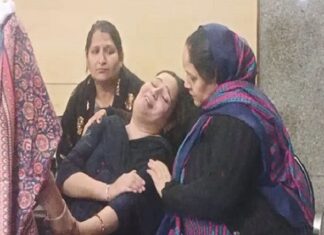 ਲੁਧਿਆਣਾ : 2 ਮਾਸੂਮ ਬੱਚਿਆਂ ਦੇ ਪਿਤਾ ਦੀ ਐਕਟਿਵਾ ਪੁਲ ‘ਤੇ ਹੋਈ ਭਿਆਨਕ ਹਾਦਸੇ ਦਾ ਸ਼ਿਕਾਰ, ਦਰਦਨਾਕ ਮੌਤ, ਪਰਿਵਾਰ ਦੇ ਵੈਣਾਂ ਨਾਲ ਇਲਾਕਾ ਸੋਗਮਈ